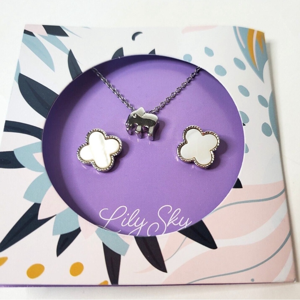 Lily Sky Earring & Elephant Necklace